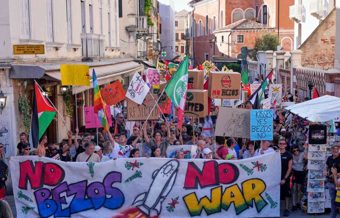 scenes of protests against the Bezos-Sanchez wedding