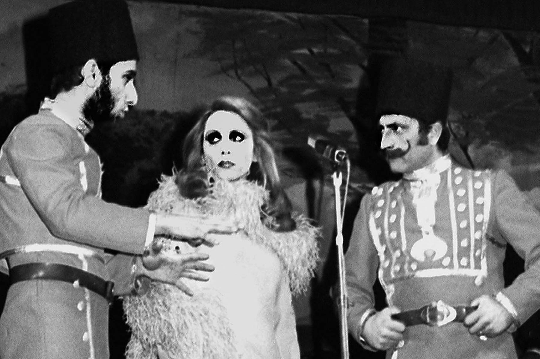 Ziad Rahbani play on stage